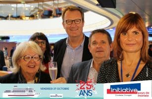 Photo borne selfie format paysage pour les 25 ans d’Initiative Pays de Morlaix à Roscoff sur la Brittany Ferries