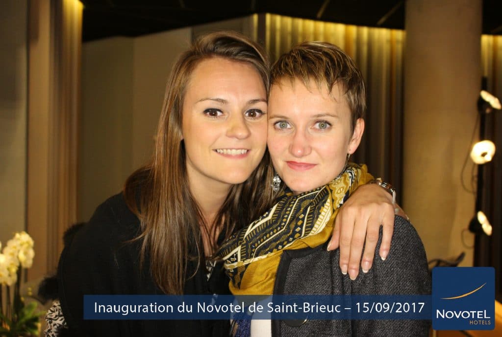 Photo capturée au format paysage avec une borne photo selfie à l'occasion de l'inauguration du Novotel de Saint-Brieuc (22)