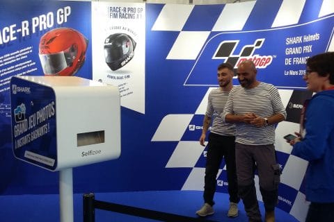 Selfies personnalisés et imprimés au 24h du Mans Grand Prix de France Moto 2019 - animation borne photo et jeu instant gagnant