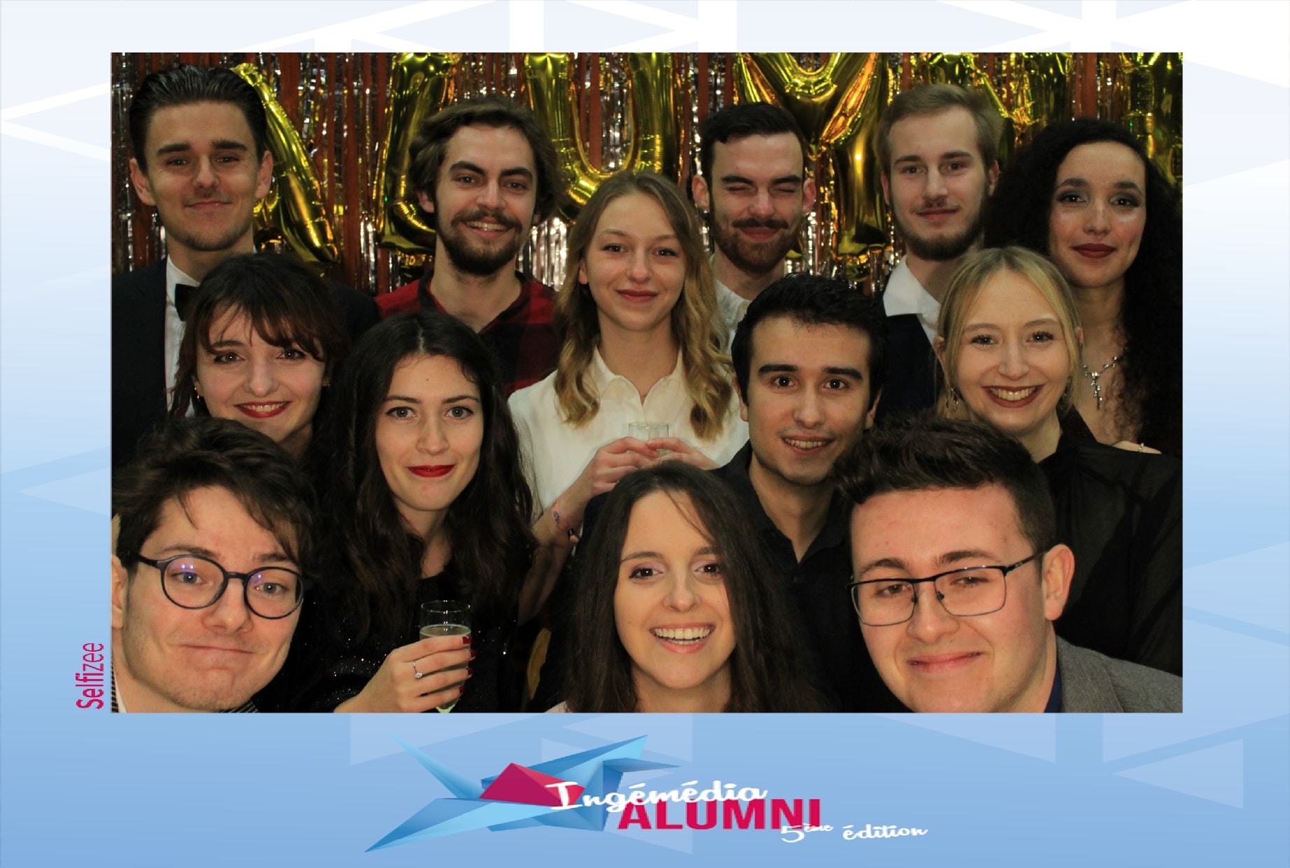 Animation borne photo à la 5ème édition journée Alumni Ingémédia de l'université de Toulon avec selfies personnalisés étudiants et diplômés lors de la soirée