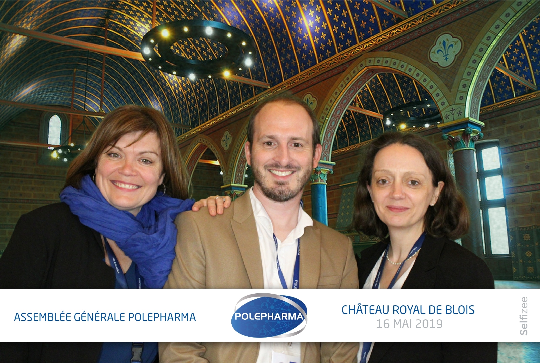 Borne selfie et animation photobooth fond vert à l'assemblée générale Polepharma au château royal de Blois entre Orléans et Tours