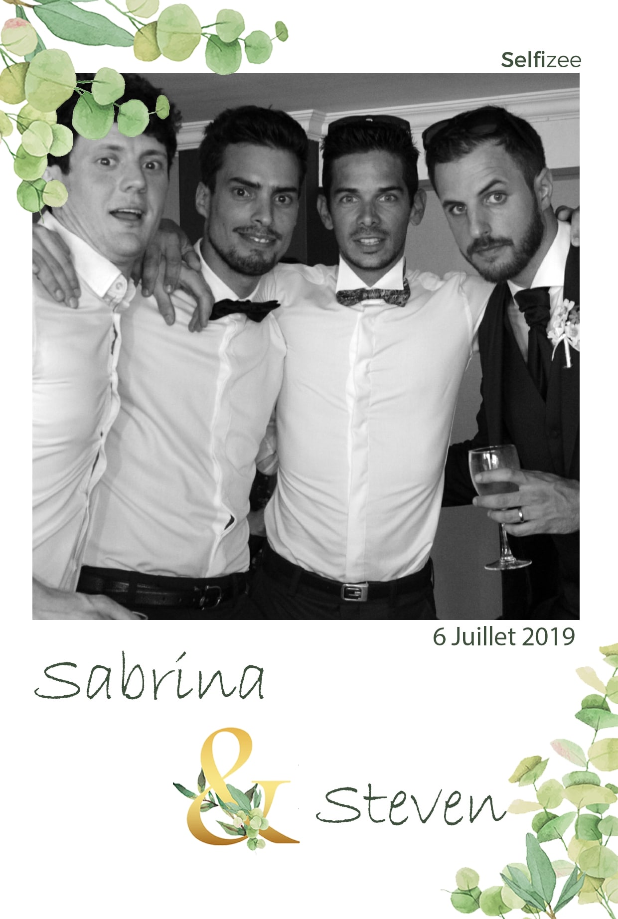 Animation photobooth mariage avec impressions photos - location borne photo mariage à Sainte Maxime et dans le Var