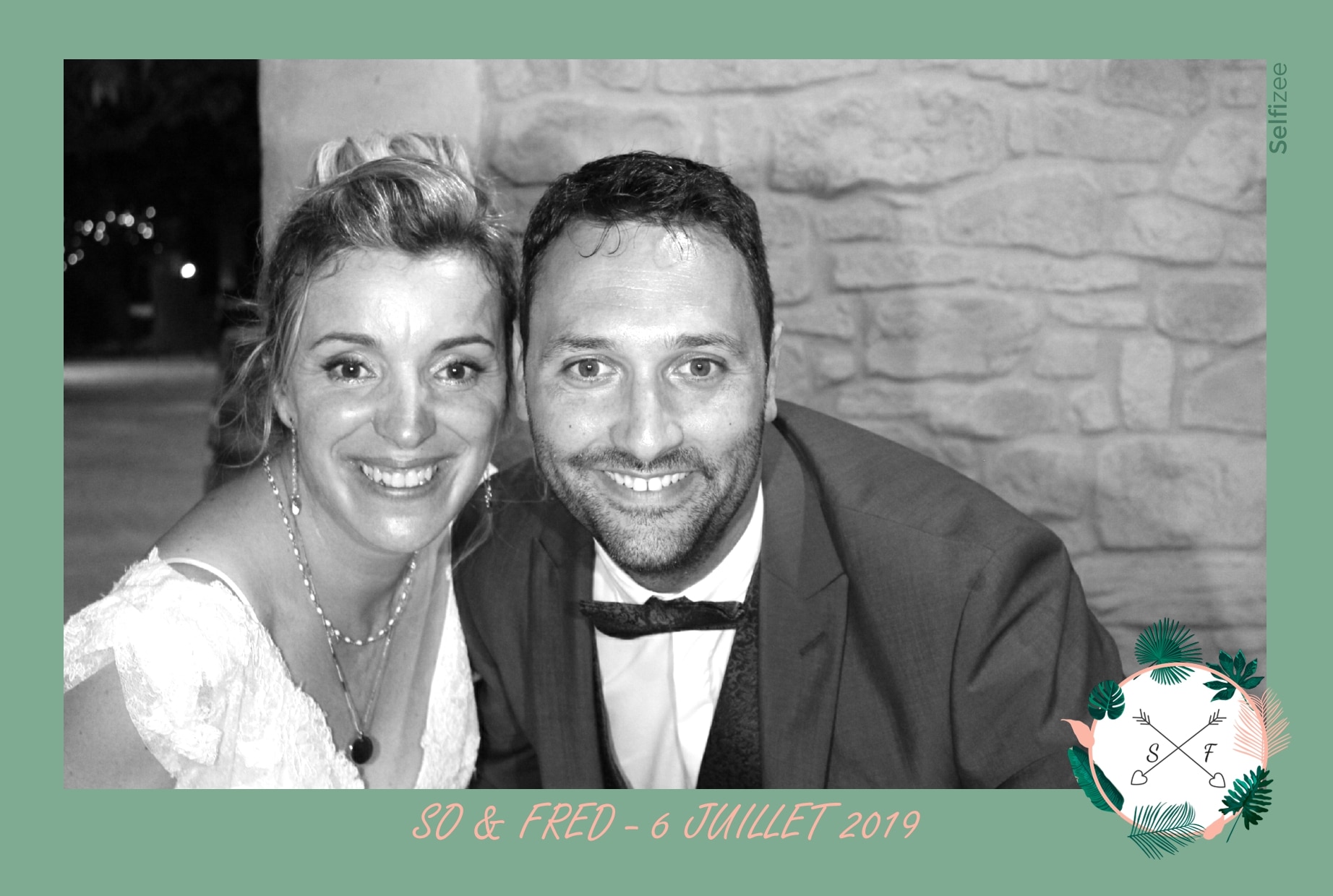 Selfie personnalisé mariage avec impressions photos - location photobooth connecté pour mariage à Montpellier