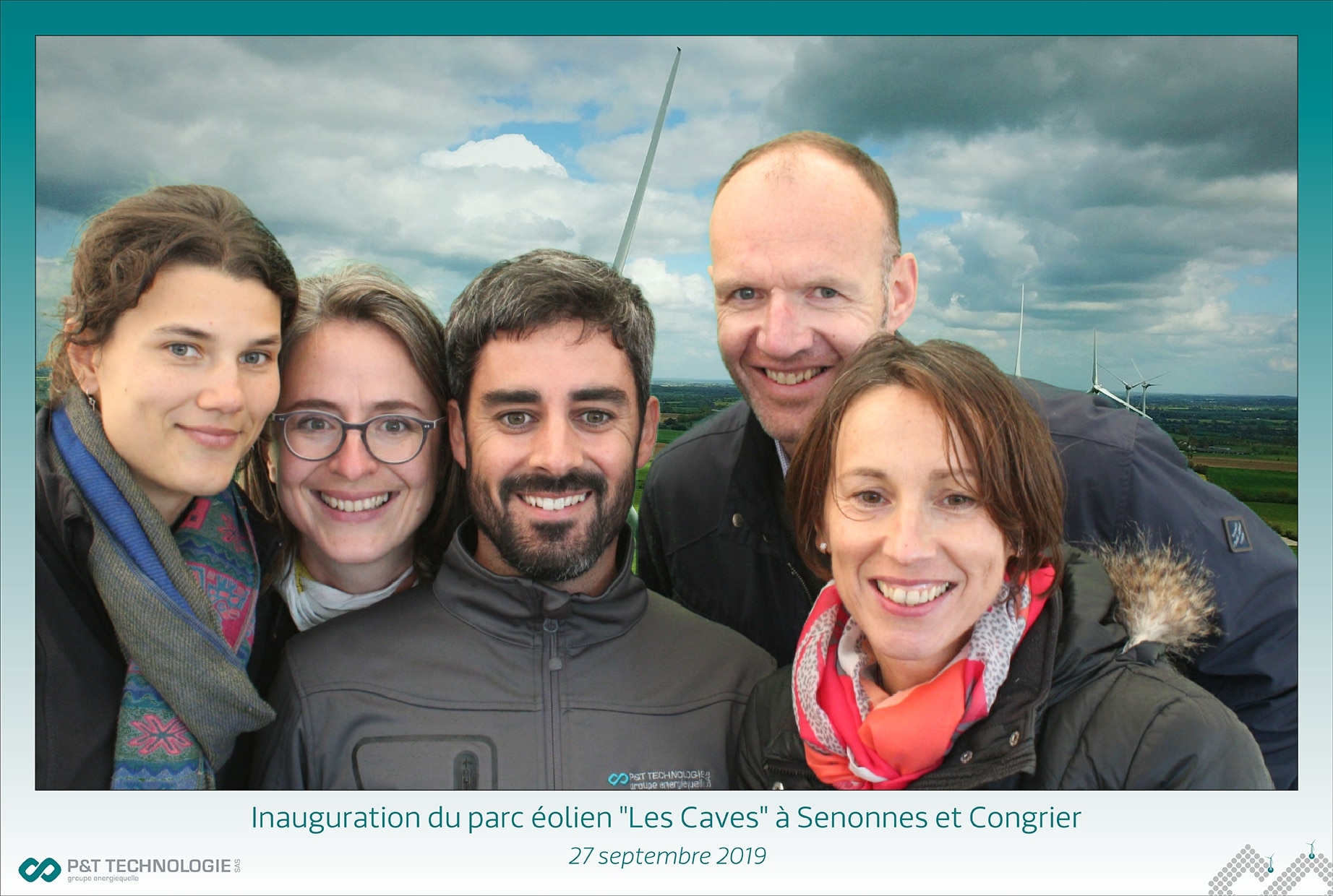Selfie personnalisé au parc éolien Les Caves au sud de la Mayenne - animation borne photo fond vert inauguration Laval et en Mayenne