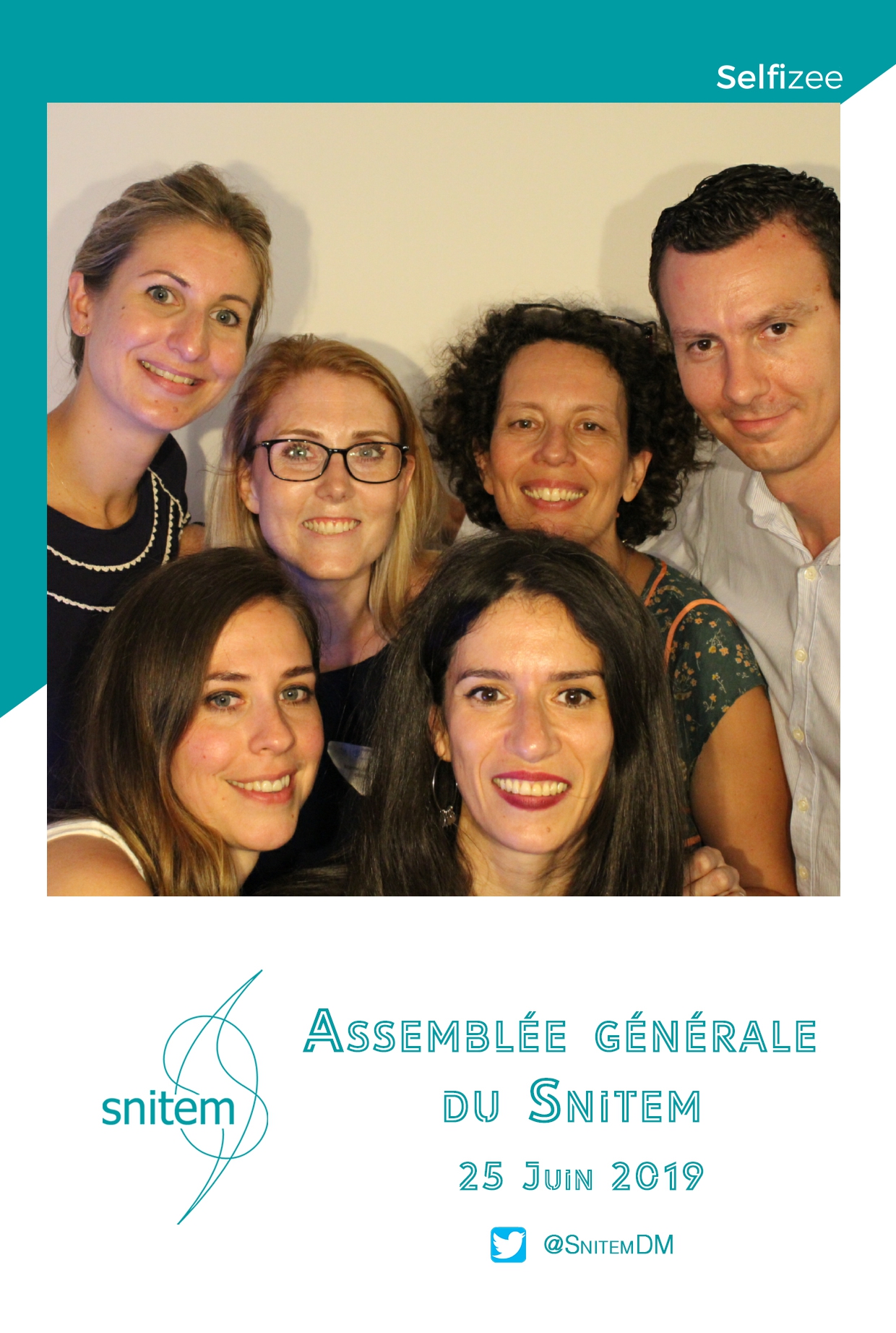 Photobooth animation photo personnalisée à assemblée générale SNITEM à Courbevoie entre Argenteuil et Paris