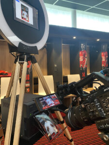 Borne photo à selfie Sphérik dans le vestiare du Stade Rennais F.C.