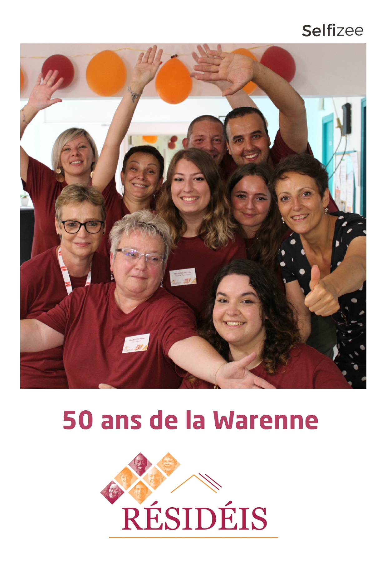 Animation photobooth à Charleville Mezières dans les Ardennes, avec un groupe de personnes