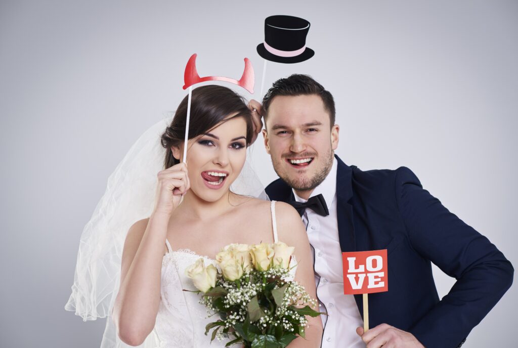 photobooth mariage, couple, accessoires