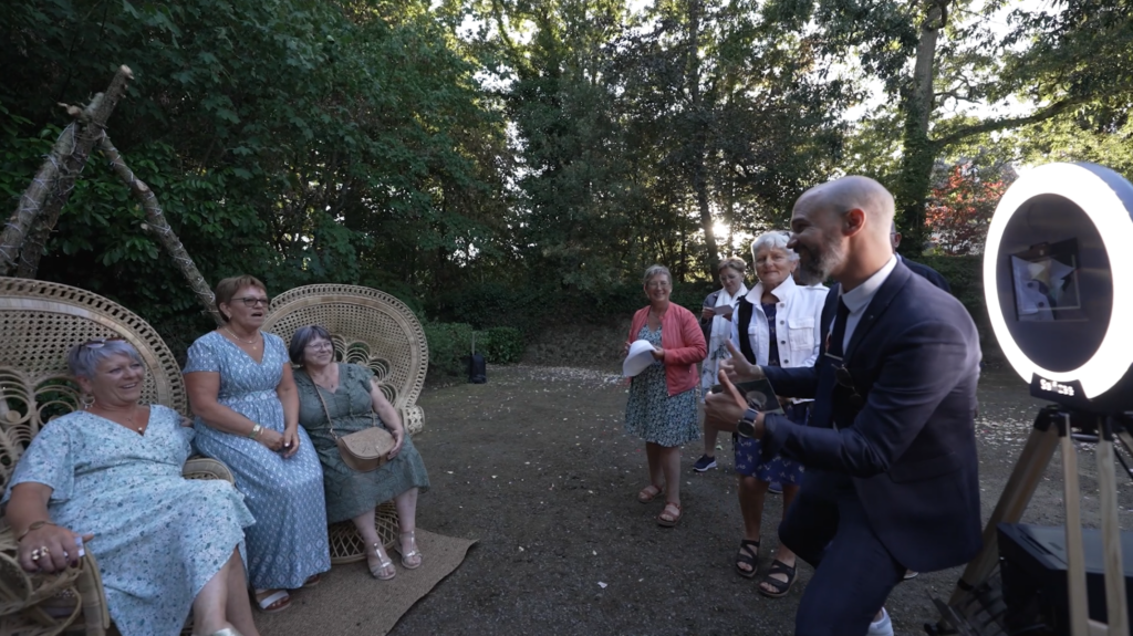 convivialité capturé avec un photobooth lors des mariages